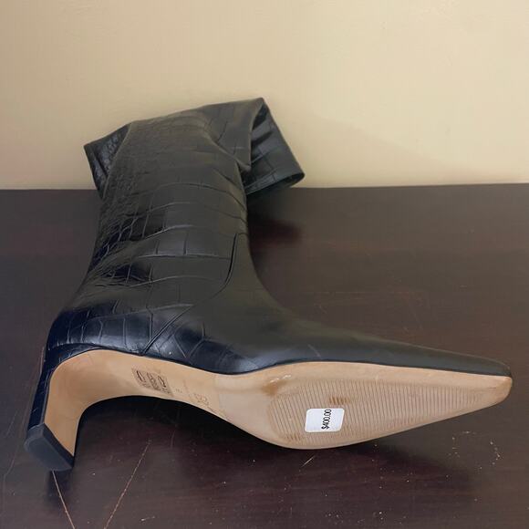 Banana Republic Black Vegan Tall Slouch - Picture 8 of 9